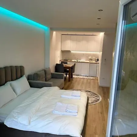 Luxury Apartament * Tirana